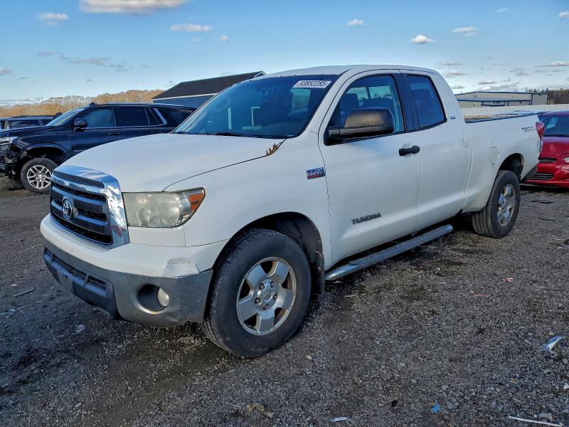 2010 TOYOTA TUNDRA DOUBLE CAB SR5, 