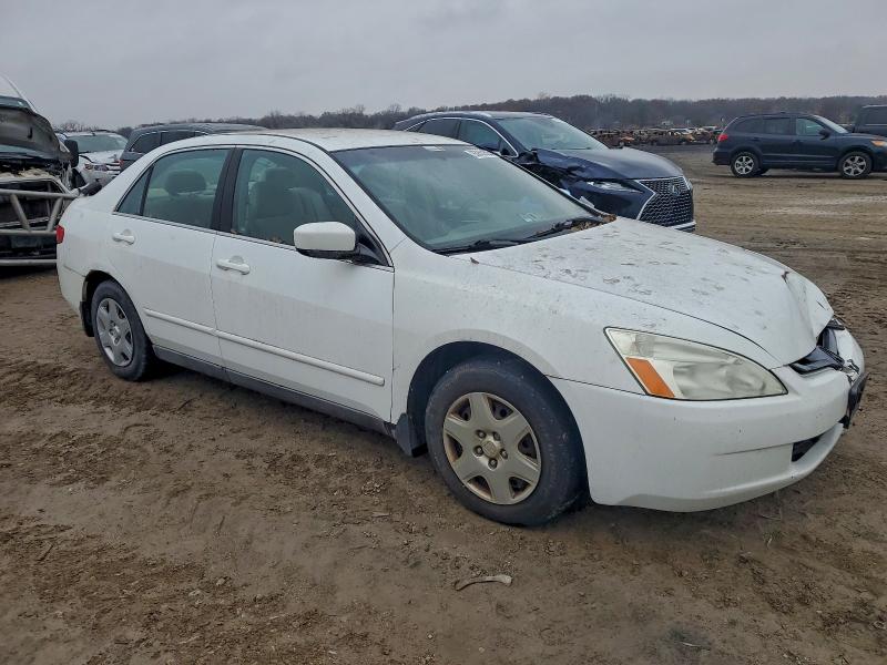 1HGCM56455A197002 - 2005 HONDA ACCORD LX WHITE photo 4