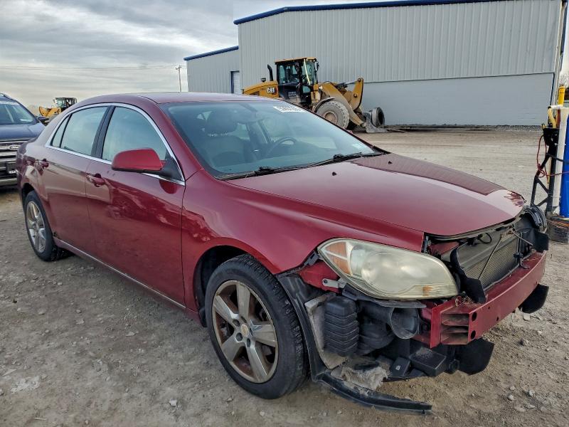1G1ZD5E18BF243722 - 2011 CHEVROLET MALIBU 2LT Kırmızı fotoğraf 4