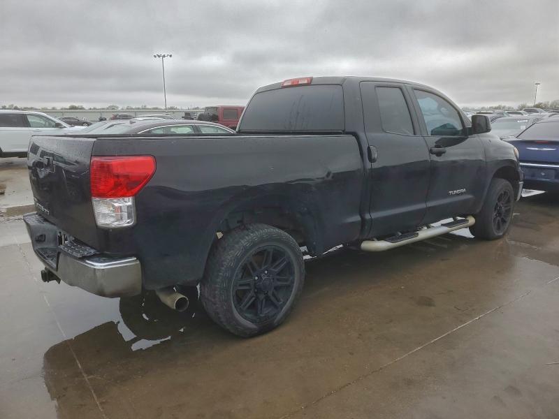 5TFRM5F13BX024442 - 2011 TOYOTA TUNDRA DOUBLE CAB SR5 BLACK photo 3