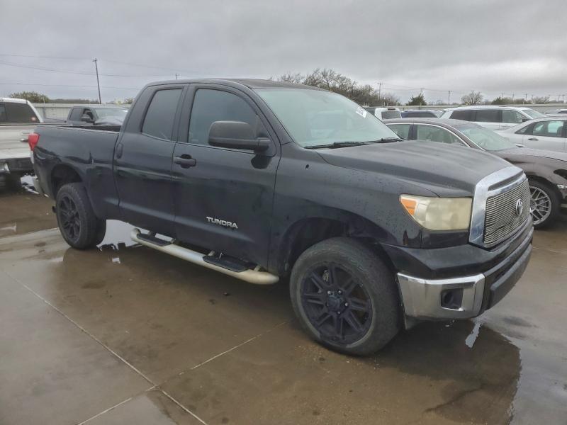 5TFRM5F13BX024442 - 2011 TOYOTA TUNDRA DOUBLE CAB SR5 BLACK photo 4