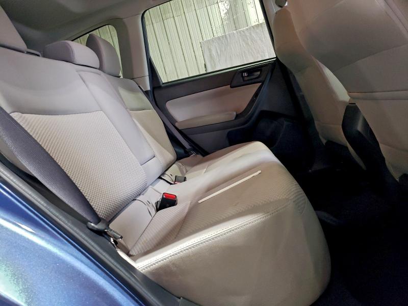 JF2SJADC6GH417474 - 2016 SUBARU FORESTER 2.5I PREMIUM BLUE photo 11