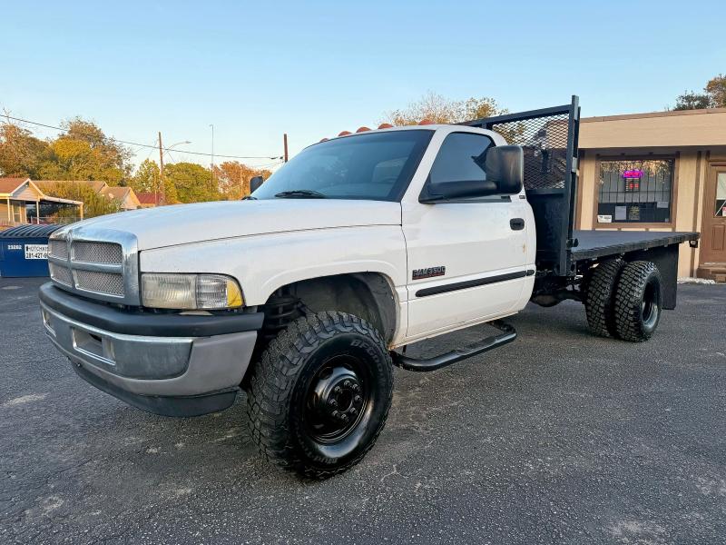 2001 DODGE RAM 3500, 