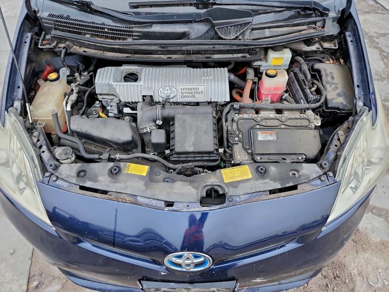 JTDKN3DU5D0338623 - 2013 TOYOTA PRIUS 蓝色 照片 11