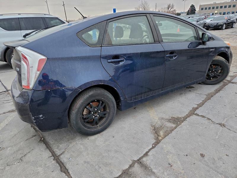 JTDKN3DU5D0338623 - 2013 TOYOTA PRIUS 蓝色 照片 3