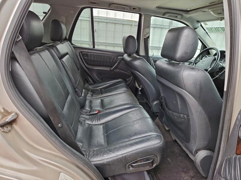 4JGAB57E85A557586 - 2005 MERCEDES-BENZ ML 350 BEIGE photo 11