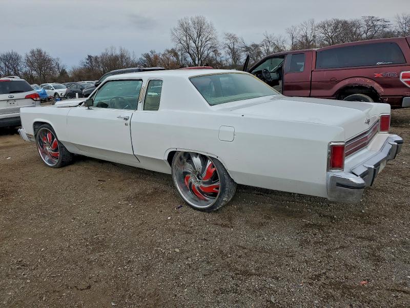 7Y81A822147 - 1977 LINCOLN CONTINENTA 白色 照片 2