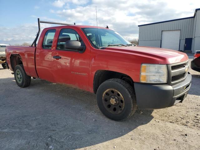 1GCEC19X49Z287628 - 2009 CHEVROLET SILVERADO C1500 RED photo 4