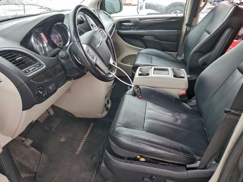 2C4RC1BG5GR281453 - 2016 CHRYSLER TOWN & COU TOURING GRAY photo 7