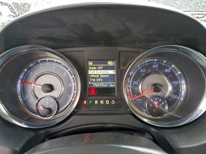 2C4RC1BG5GR281453 - 2016 CHRYSLER TOWN & COU TOURING GRAY photo 9