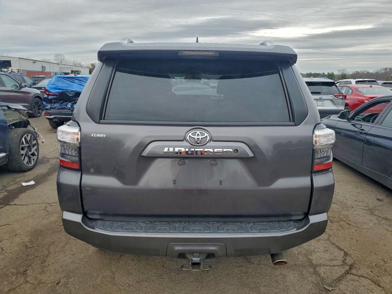 JTEBU5JR1G5403114 - 2016 TOYOTA 4RUNNER SR5/SR5 PREMIUM CHARCOAL photo 6