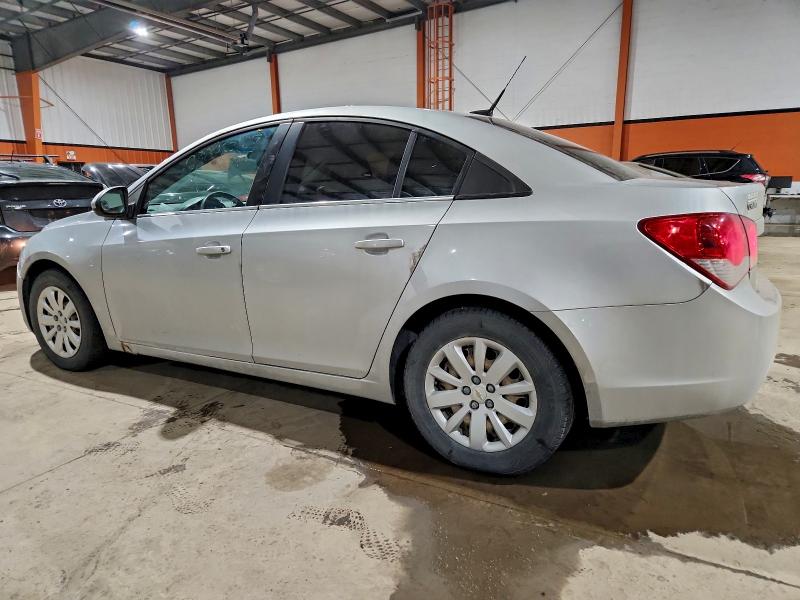 1G1PF5S98B7278377 - 2011 CHEVROLET CRUZE LT SILVER photo 2