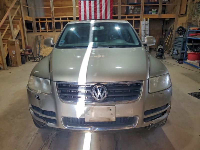 WVGCM77L34D038956 - 2004 VOLKSWAGEN TOUAREG 4.2 金色 照片 5