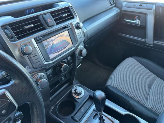 JTEBU5JR3G5305556 - 2016 TOYOTA 4RUNNER SR5/SR5 PREMIUM Blanc photo 10