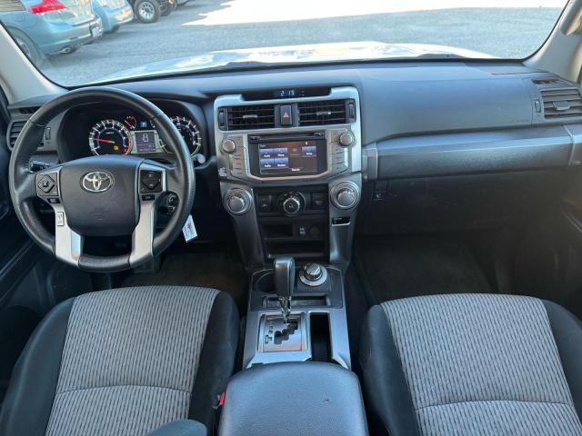 JTEBU5JR3G5305556 - 2016 TOYOTA 4RUNNER SR5/SR5 PREMIUM Blanc photo 9