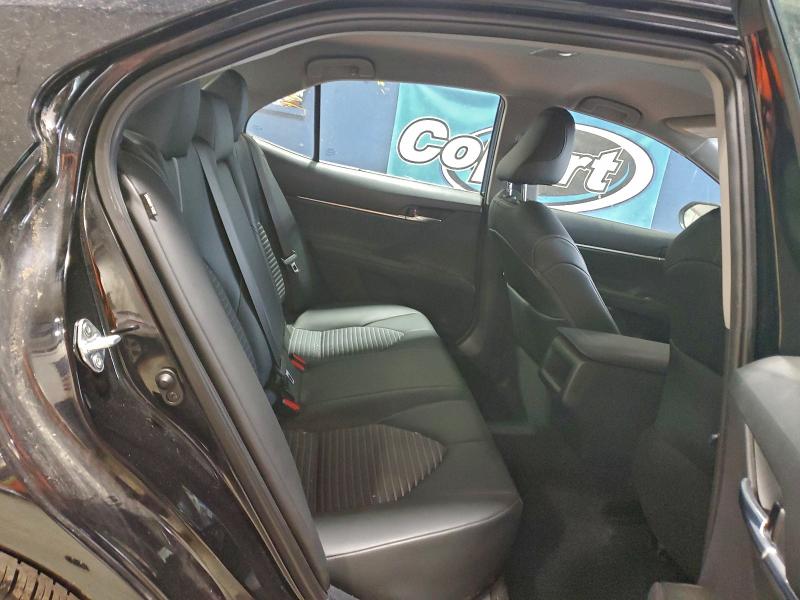 4T1G11AK6NU620770 - 2022 TOYOTA CAMRY SE 黑色 照片 11