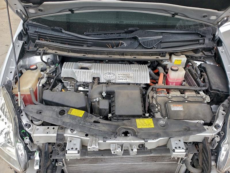 JTDKN3DU2E0382113 - 2014 TOYOTA PRIUS Plata foto 11