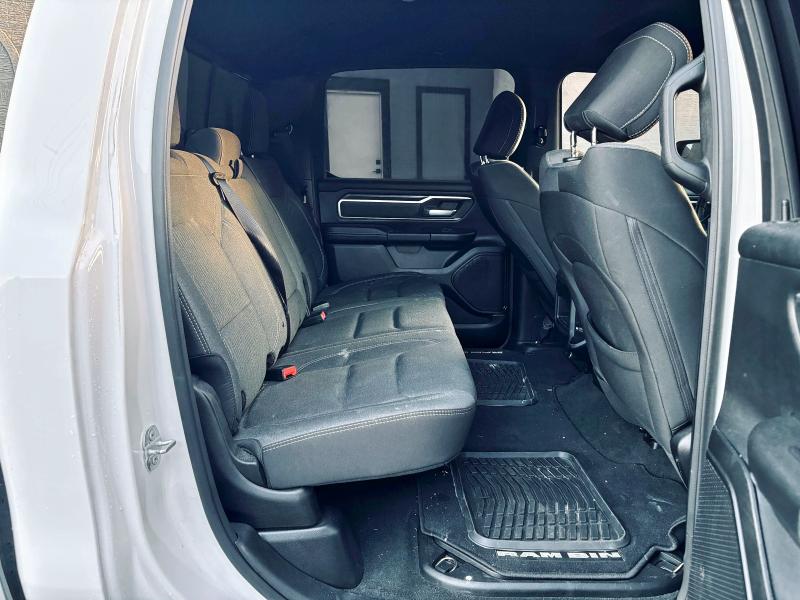 1C6RREFG8NN425322 - 2022 RAM 1500 BIG HORN/LONE STAR WHITE photo 6