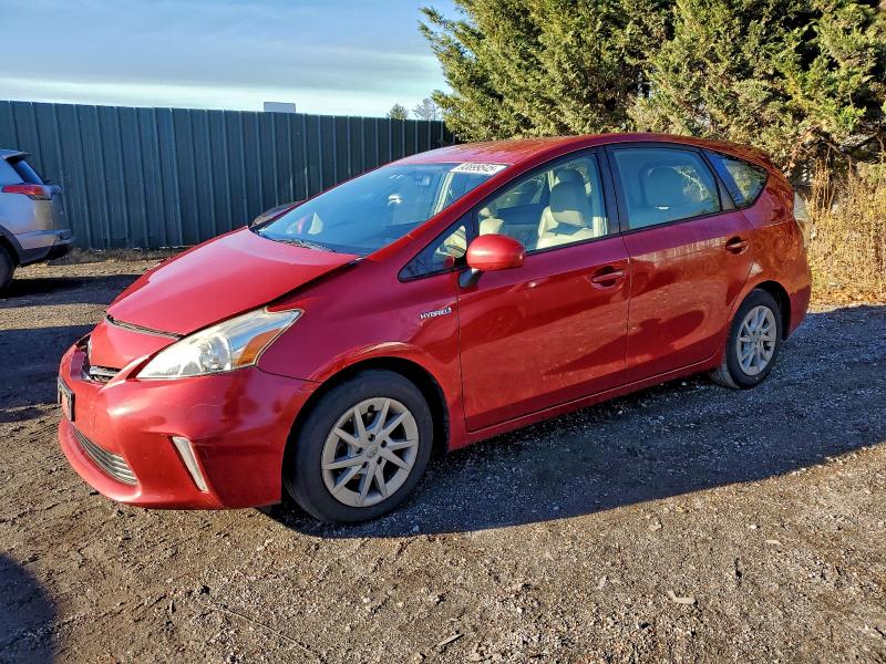 2013 TOYOTA PRIUS V, 
