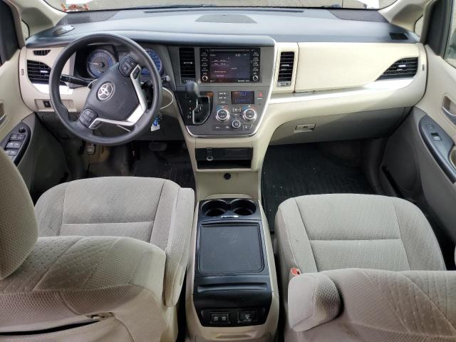 5TDKZ3DC8JS926813 - 2018 TOYOTA SIENNA LE თეთრი ფოტო 8