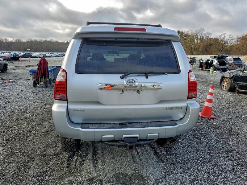 JTEBT14R68K004645 - 2008 TOYOTA 4RUNNER SR5 银色 照片 6