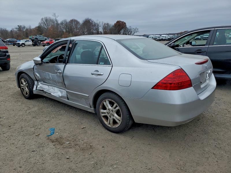 1HGCM56716A149380 - 2006 HONDA ACCORD EX SILVER photo 2