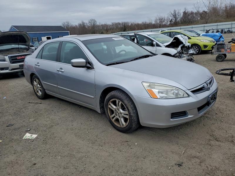 1HGCM56716A149380 - 2006 HONDA ACCORD EX SILVER photo 4
