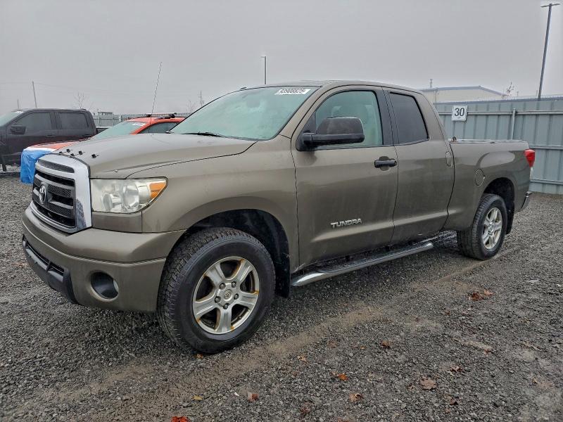 2011 TOYOTA TUNDRA DOUBLE CAB SR5, 