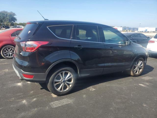 1FMCU0G91HUC96586 - 2017 FORD ESCAPE SE BLACK photo 3