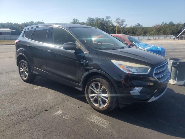 1FMCU0G91HUC96586 - 2017 FORD ESCAPE SE BLACK photo 4