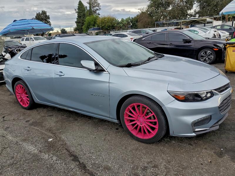 1G1ZD5ST2JF201342 - 2018 CHEVROLET MALIBU LT 银色 照片 4