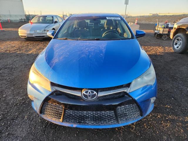 4T1BF1FK6GU556222 - 2016 TOYOTA CAMRY LE BLUE photo 5