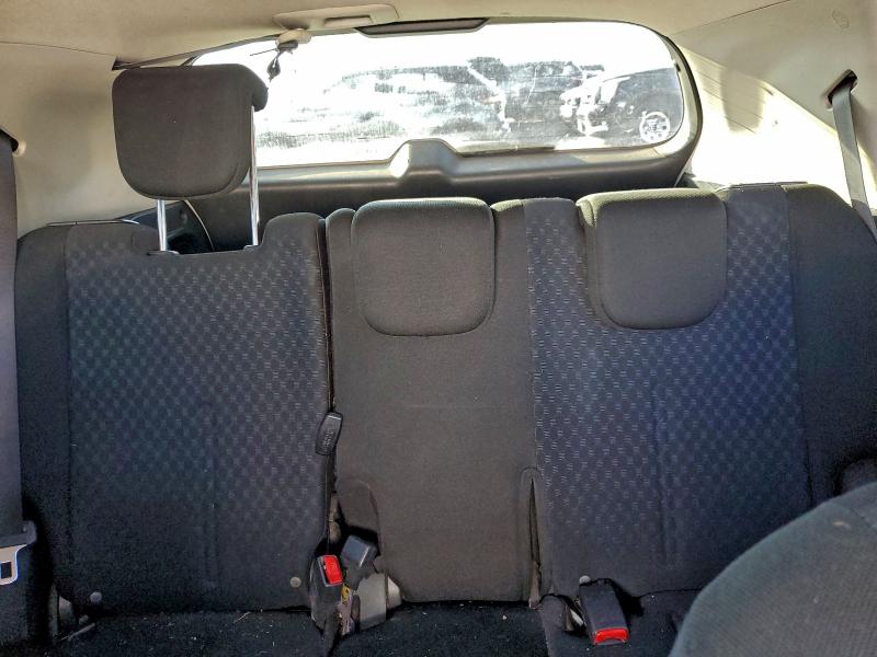 JTKKU104X8J013181 - 2008 TOYOTA SCION XD WHITE photo 10