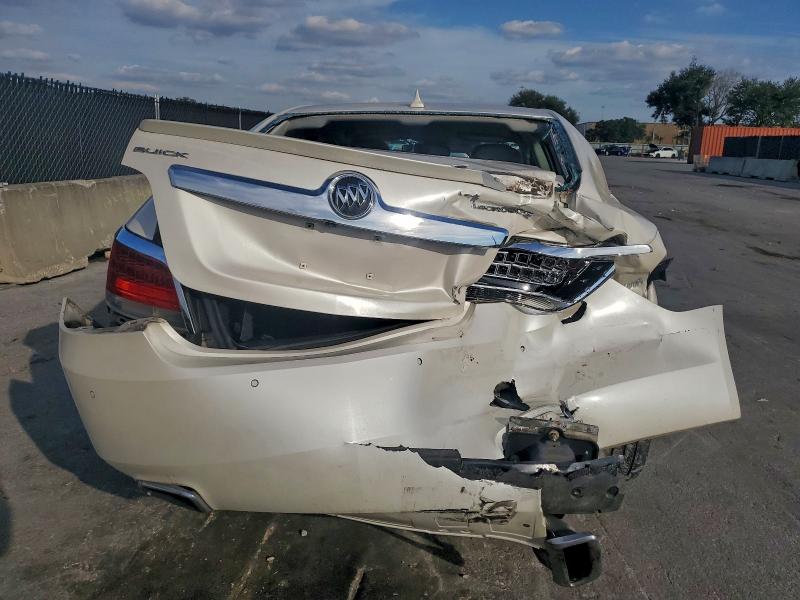 1G4GC5E31DF201104 - 2013 BUICK LACROSSE Beyaz fotoğraf 6