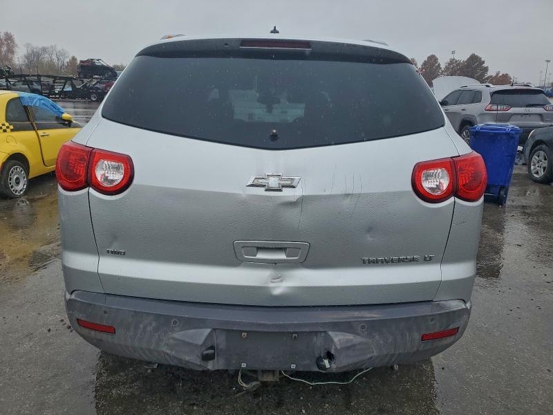 1GNKVGED1BJ243352 - 2011 CHEVROLET TRAVERSE LT Gümüş foto 6