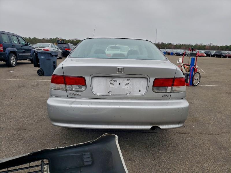 1HGEJ8249YL057701 - 2000 HONDA CIVIC EX SILVER photo 6