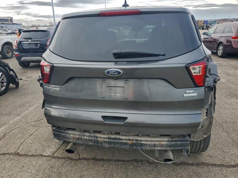 1FMCU0GD5KUA47770 - 2019 FORD ESCAPE SE 灰色 照片 6