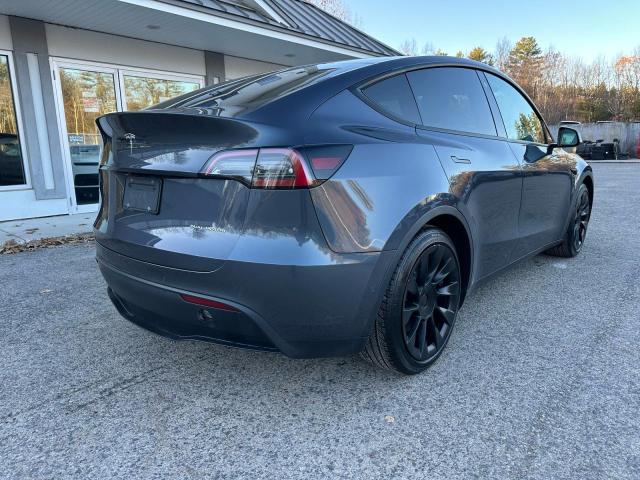 5YJYGAEE3MF144318 - 2021 TESLA MODEL Y GRAY photo 4