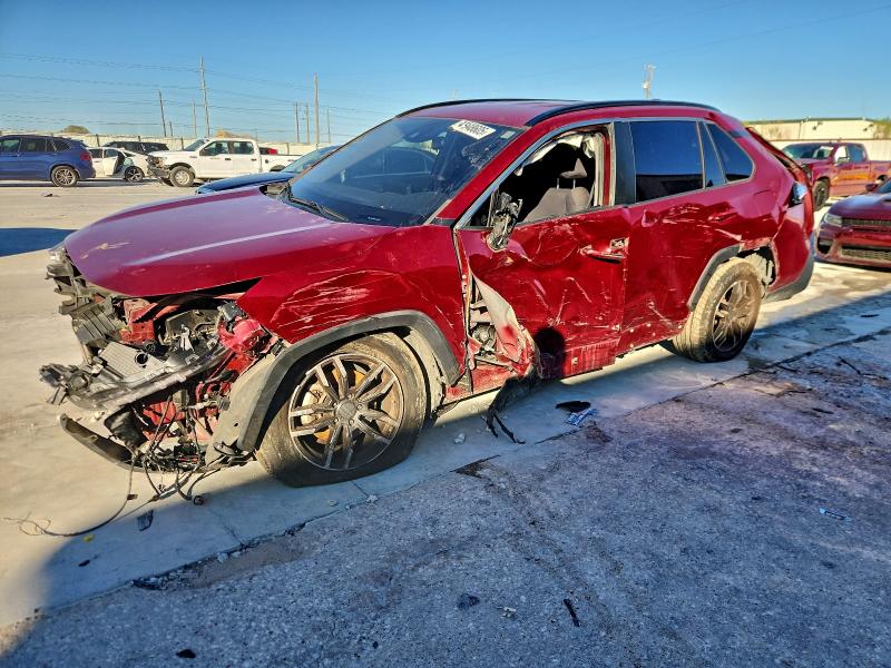 2020 TOYOTA RAV4 LE, 