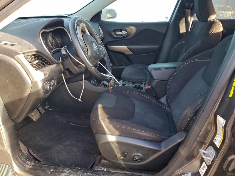 1C4PJLCB8HW607444 - 2017 JEEP CHEROKEE LATITUDE 灰色 照片 7