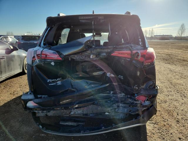 2T3JFREV6JW700887 - 2018 TOYOTA RAV4 SE შავი ფოტო 6