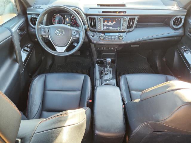 2T3JFREV6JW700887 - 2018 TOYOTA RAV4 SE შავი ფოტო 8