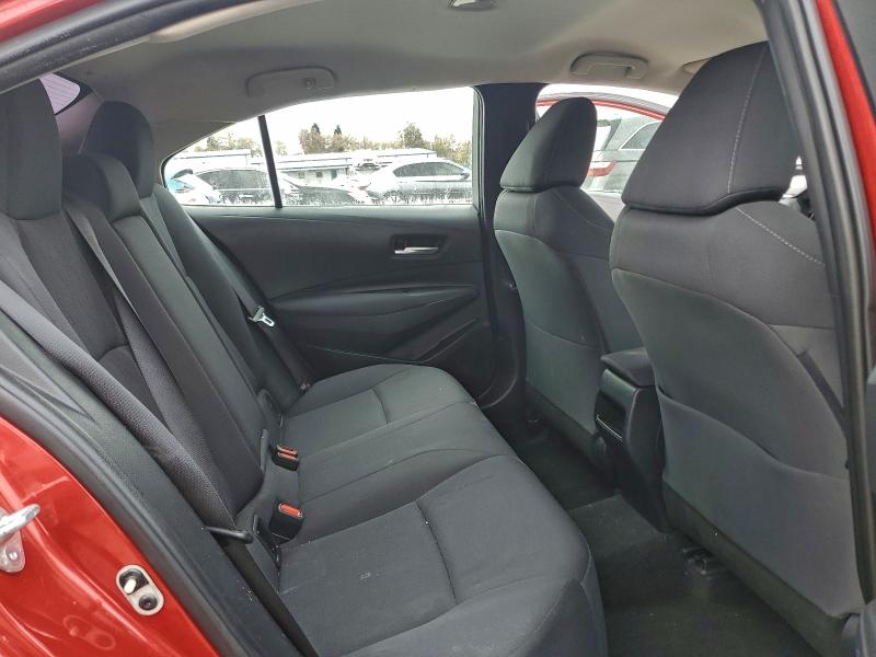 5YFEPRAE8LP061977 - 2020 TOYOTA COROLLA LE RED photo 10