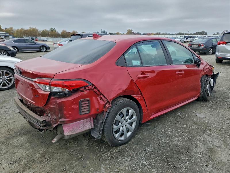 5YFEPRAE8LP061977 - 2020 TOYOTA COROLLA LE RED photo 3