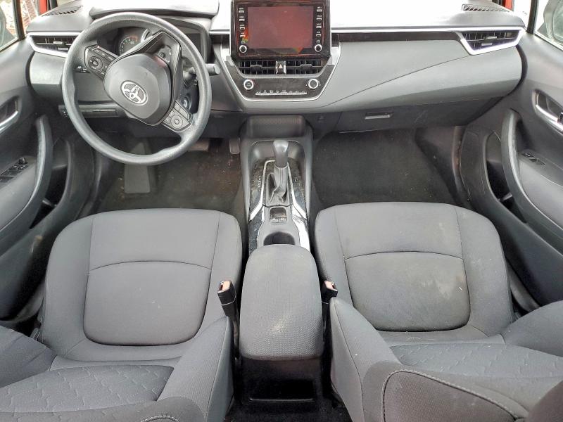 5YFEPRAE8LP061977 - 2020 TOYOTA COROLLA LE RED photo 8