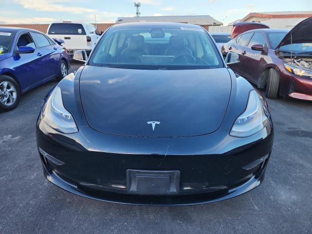 5YJ3E1EA1KF306117 - 2019 TESLA MODEL 3 Черный фото 5