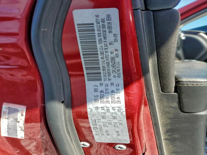 1C4PJLAB3HW535801 - 2017 JEEP CHEROKEE SPORT RED photo 14