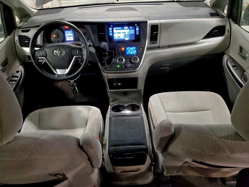 5TDJZ3DC2HS162155 - 2017 TOYOTA SIENNA LE 黑色 照片 8