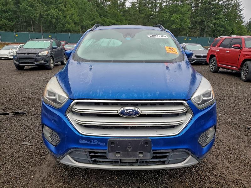 1FMCU9HD5JUB44937 - 2018 FORD ESCAPE SEL Bleu photo 5