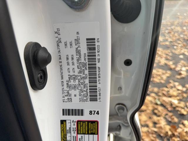 3TMCZ5AN2PM618731 - 2023 TOYOTA TACOMA DOUBLE CAB Weiß Foto 10